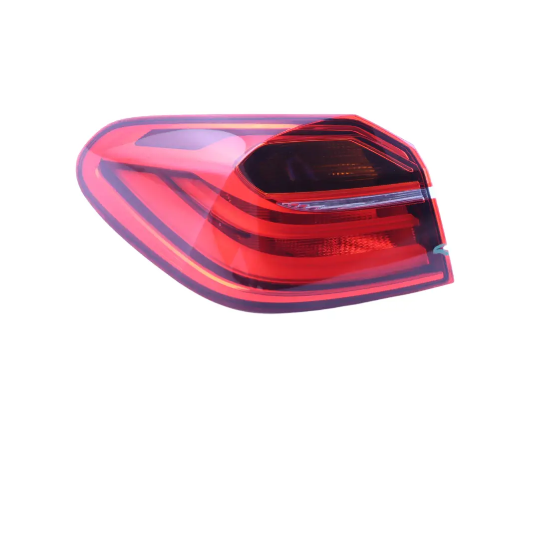 Fanale posteriore Pannello laterale esterno sinistro per BMW X4 F26 con numero di parte 7331279 BMW X4 F26 Fanale posteriore Pannello laterale esterno sinistro - SKU 7331279 - Numero di parte 7331279