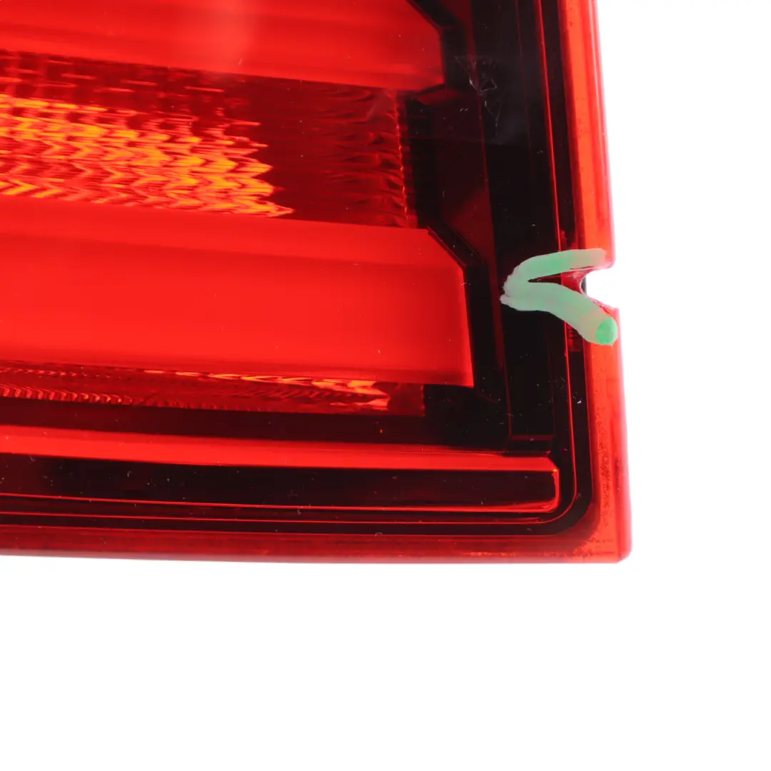 Fanale posteriore Pannello laterale esterno sinistro per BMW X4 F26 con numero di parte 7331279 BMW X4 F26 Fanale posteriore Pannello laterale esterno sinistro - SKU 7331279 - Numero di parte 7331279
