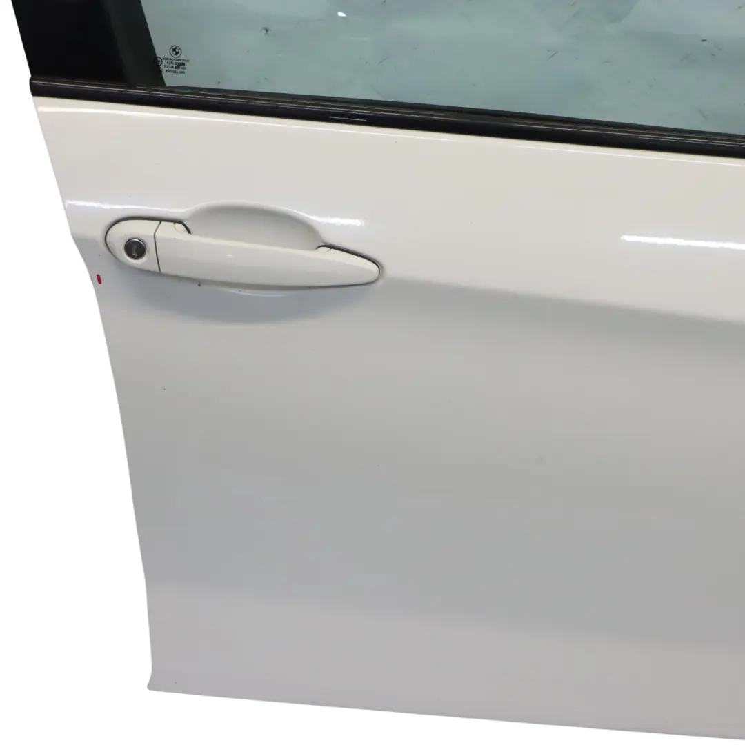 Tür vorne rechts Alpinweiss 3 - 300 für BMW X1 E84 mit Teilenummer 7339358 BMW X1 E84 Tür vorne rechts Alpinweiss 3 - 300 - SKU 7339358-AW - Teilenummer 7339358