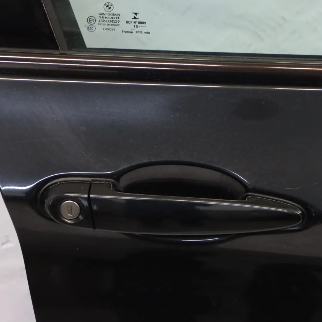 Drzwi Prawe Przednie Black Sapphire Czarny Metalik - 475 do BMW X3 F25 o numerze 7355804 BMW X3 F25 Drzwi Prawe Przednie Black Sapphire Czarny Metalik - 475 - SKU 7355804-BS1 - Numer Części 7355804