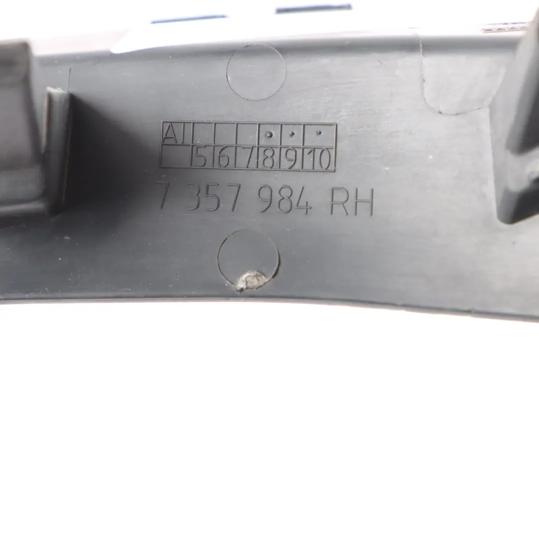 Osłona Zaślepka Lampy Lewa Tylna Czarna do BMW X4 F26 o numerze 7357984 BMW X4 F26 Osłona Zaślepka Lampy Lewa Tylna Czarna - SKU 7357984 - Numer Części 7357984