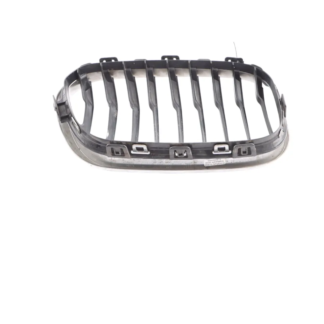 Osłona Chłodnicy Grill Zderzaka Chrom Lewy do BMW F20 F21 LCI M Sport o numerze 7371685 BMW F20 F21 LCI M Sport Osłona Chłodnicy Grill Zderzaka Chrom Lewy - SKU 7371685-1 - Numer Części 7371685