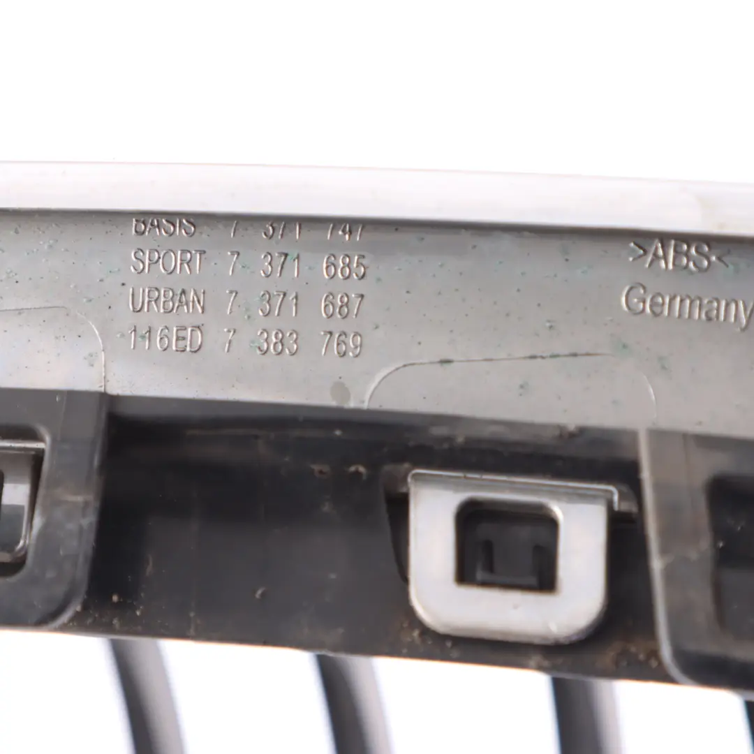 Calandre Avant Gauche Chromée pour BMW F20 F21 LCI M Sport à propos du numéro de pièce 7371685 BMW F20 F21 LCI M Sport Calandre Avant Gauche Chromée - SKU 7371685-1 - Numéro de pièce 7371685