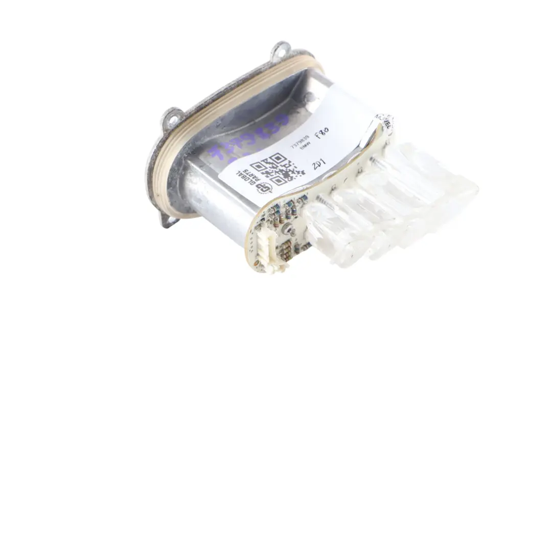 Moduł LED Kierunkowskazu Lewy do BMW F32 F80 o numerze 7379839 BMW F32 F80 Moduł LED Kierunkowskazu Lewy - SKU 7379839 - Numer Części 7379839