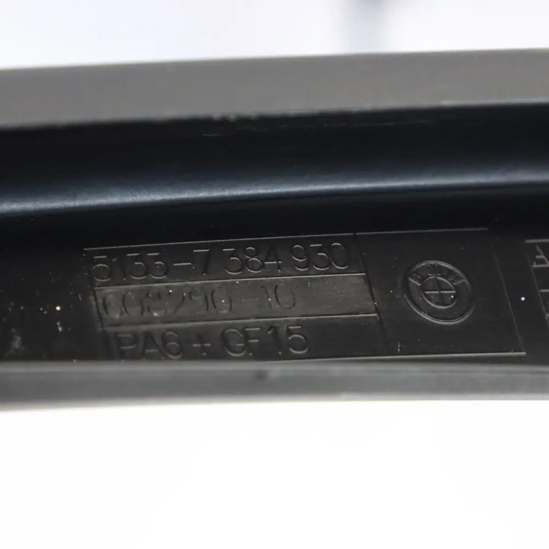 BMW G30 G31 Ramka Osłona Listwa Szyby Drzwi Prawy Przód - SKU 7384930-1 - Numer Części 7384930