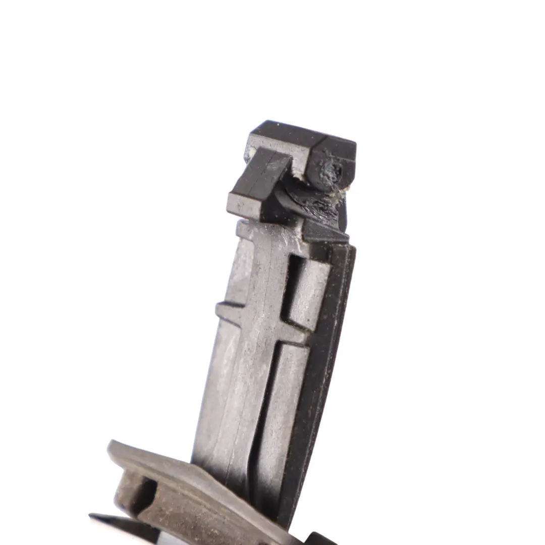 Trasera Izquierda Tirador Puerta Exterior Glacier Silver A83 para BMW X1 F48 con número de pieza 7396307 BMW X1 F48 Trasera Izquierda Tirador Puerta Exterior Glacier Silver A83 - SKU 7396307-AW - Número de pieza 7396307