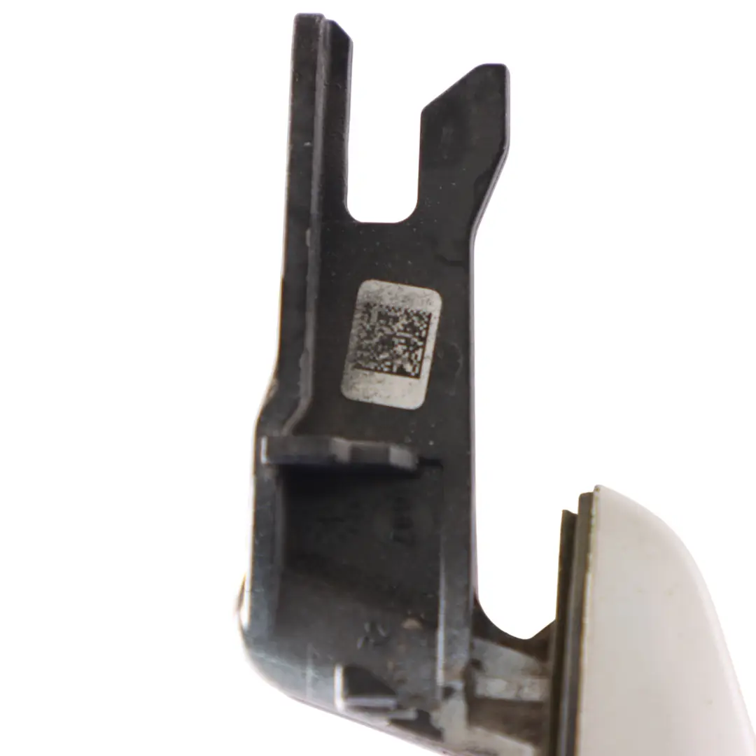 Trasera Izquierda Tirador Puerta Exterior Glacier Silver A83 para BMW X1 F48 con número de pieza 7396307 BMW X1 F48 Trasera Izquierda Tirador Puerta Exterior Glacier Silver A83 - SKU 7396307-AW - Número de pieza 7396307