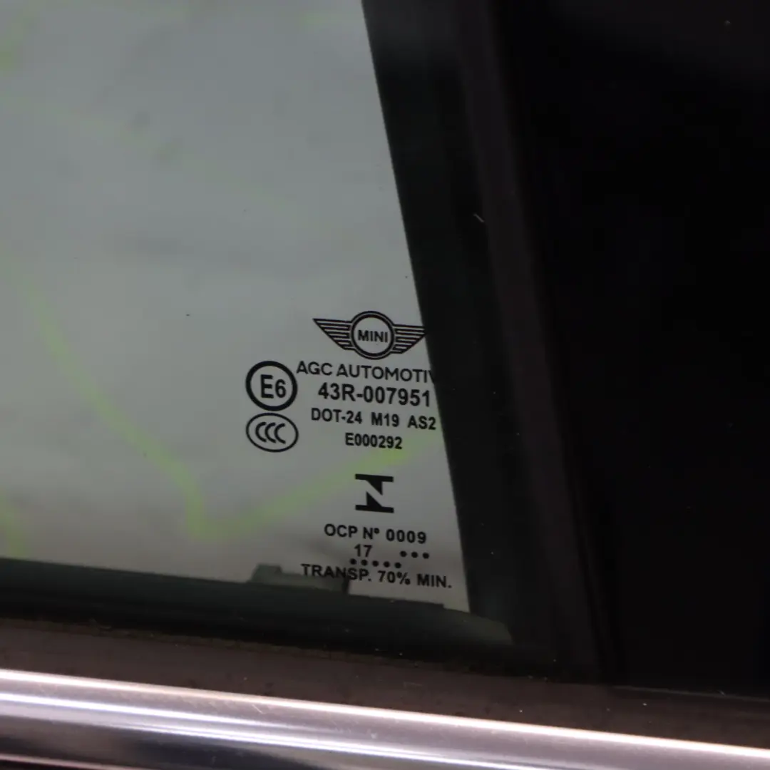 Hintere Tür Mini F60 Countryman Rechts Chili Rot - 851 für mit Teilenummer 7438598 Hintere Tür Mini F60 Countryman Rechts Chili Rot - 851 - SKU 7438598-CHRED1 - Teilenummer 7438598