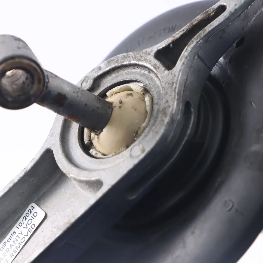 Bras de changement vitesse Mécanisme vitesse Manuel pour BMW Z4 E86 Roadster à propos du numéro de pièce 7516068 BMW Z4 E86 Roadster Bras de changement vitesse Mécanisme vitesse Manuel - SKU 7516068-1 - Numéro de pièce 7516068