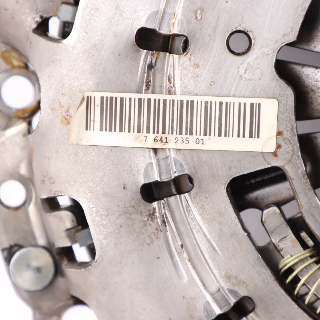 N47NS1 Dual Twin Mass Flywheel Clutch Kit to BMW F10 F11 F20 F21 F22 F30 F34 Diesel with Part number 7647334 BMW F10 F11 F20 F21 F22 F30 F34 Diesel N47NS1 Dual Twin Mass Flywheel Clutch Kit - SKU 7647334 - Part number 7647334