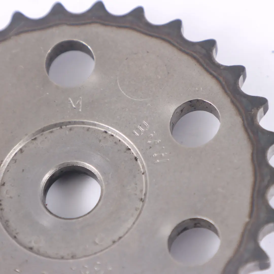 Inlet Camshaft Sprocket to BMW E60 Diesel Engine Gear Wheel with Part number 7787278 BMW E60 Diesel Engine Gear Wheel Inlet Camshaft Sprocket - SKU 7787278 - Part number 7787278