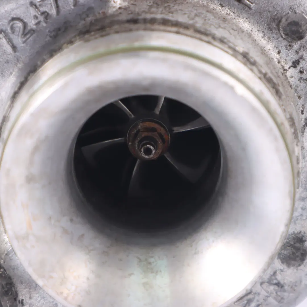 N47 Caricabatteria Turbo per BMW E60N E81 E87N E90 E91 LCi E92 E93 con numero di parte 7797781 BMW E60N E81 E87N E90 E91 LCi E92 E93 N47 Caricabatteria Turbo - SKU 7797781 - Numero di parte 7797781