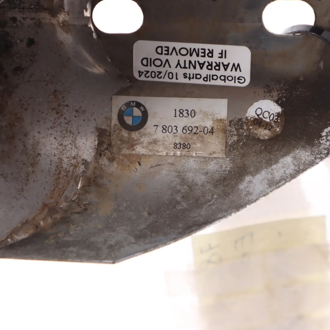 Terminale Scarico Alluminio Marmitta per BMW E81 E82 E88 con numero di parte 7803692 BMW E81 E82 E88 Terminale Scarico Alluminio Marmitta - SKU 7803692 - Numero di parte 7803692