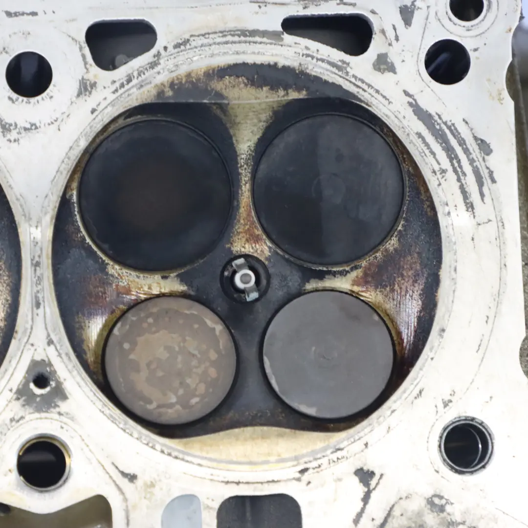 S65 culasse avec arbre à cames Cyl 5-8 pour BMW E90 E92 E93 M3 à propos du numéro de pièce 7838147 BMW E90 E92 E93 M3 S65 culasse avec arbre à cames Cyl 5-8 - SKU 7838147-1 - Numéro de pièce 7838147