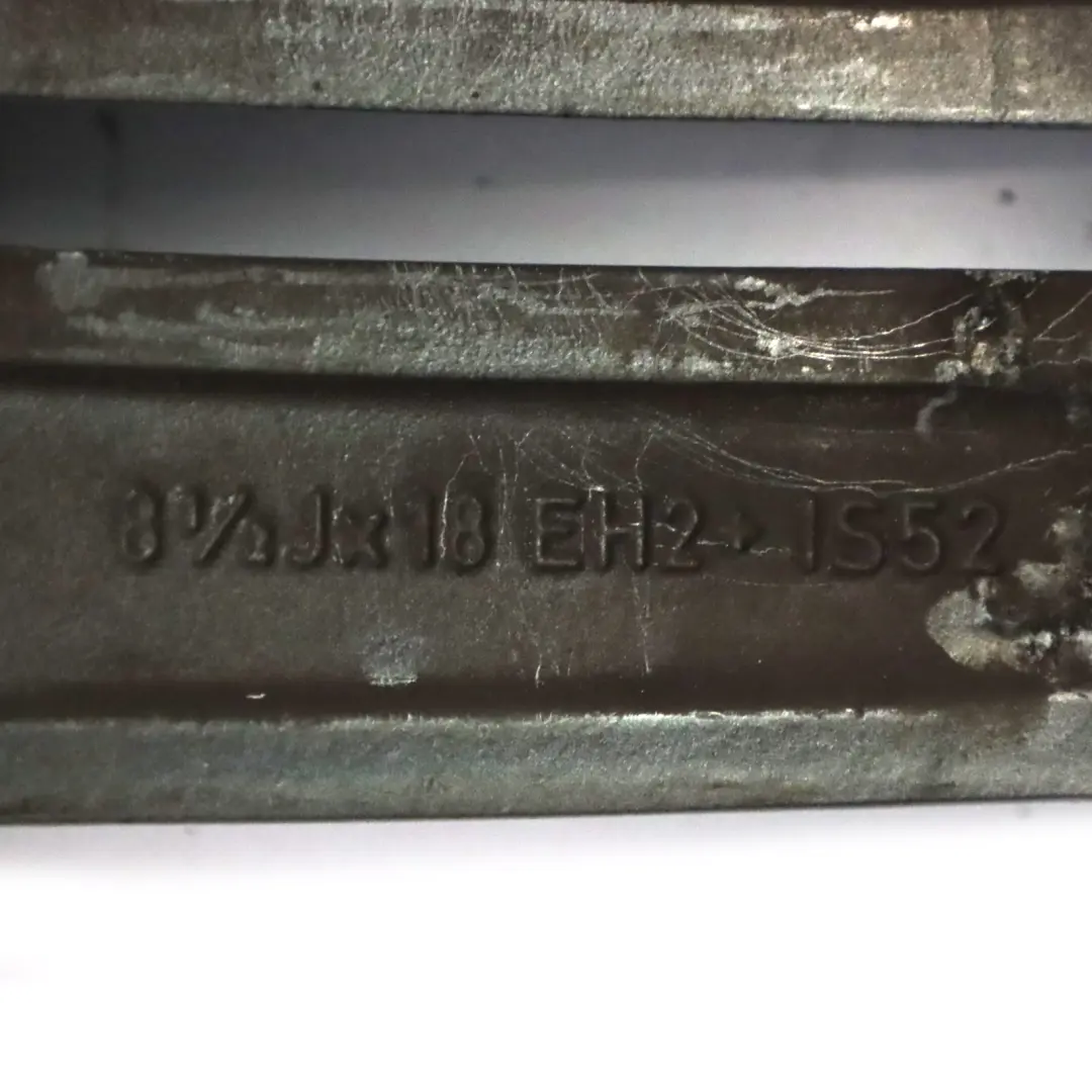 Cerchio lega posteriore grigio 18" 8,5J M Doppie razze 208 per BMW E81 E87 con numero di parte 7839305 BMW E81 E87 Cerchio lega posteriore grigio 18" 8,5J M Doppie razze 208 - SKU 7839305-10 - Numero di parte 7839305