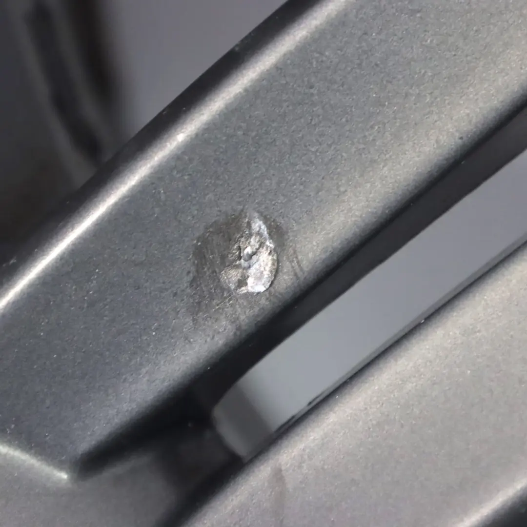 Hinten Grau Leichtmetallfelge 18" 8,5J M Doppelspeiche 208 für BMW E81 E87 mit Teilenummer 7839305 BMW E81 E87 Hinten Grau Leichtmetallfelge 18" 8,5J M Doppelspeiche 208 - SKU 7839305-9 - Teilenummer 7839305