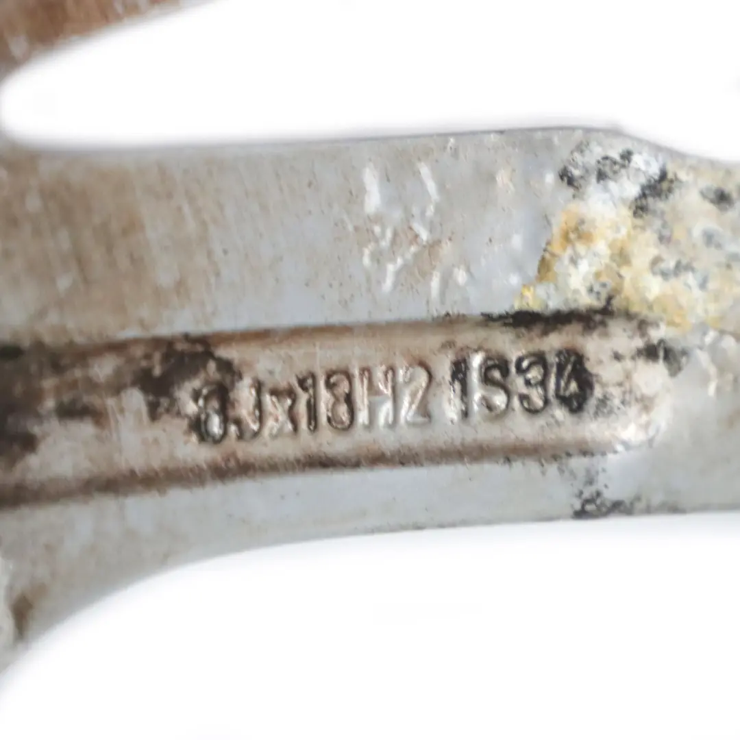 Silberne Leicht Metall Felge 18" 8J ET:34 für BMW F30 F31 F32 mit Teilenummer 7846778 BMW F30 F31 F32 Silberne Leicht Metall Felge 18" 8J ET:34 - SKU 7846778-1 - Teilenummer 7846778