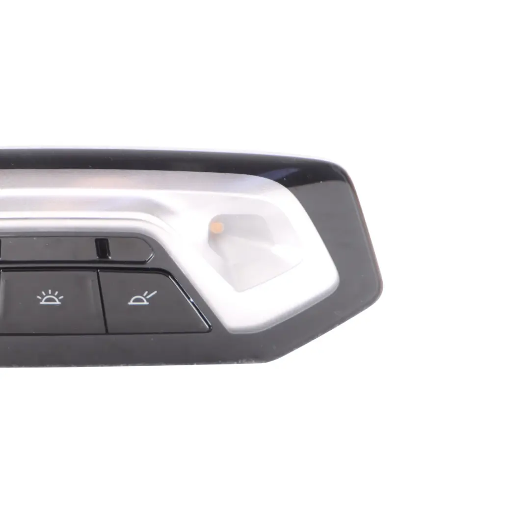 Doublure arrière Lumière courtoisie intérieure LED pour BMW F40 G20 G80 G82 à propos du numéro de pièce 7910813 BMW F40 G20 G80 G82 Doublure arrière Lumière courtoisie intérieure LED - SKU 7910813 - Numéro de pièce 7910813