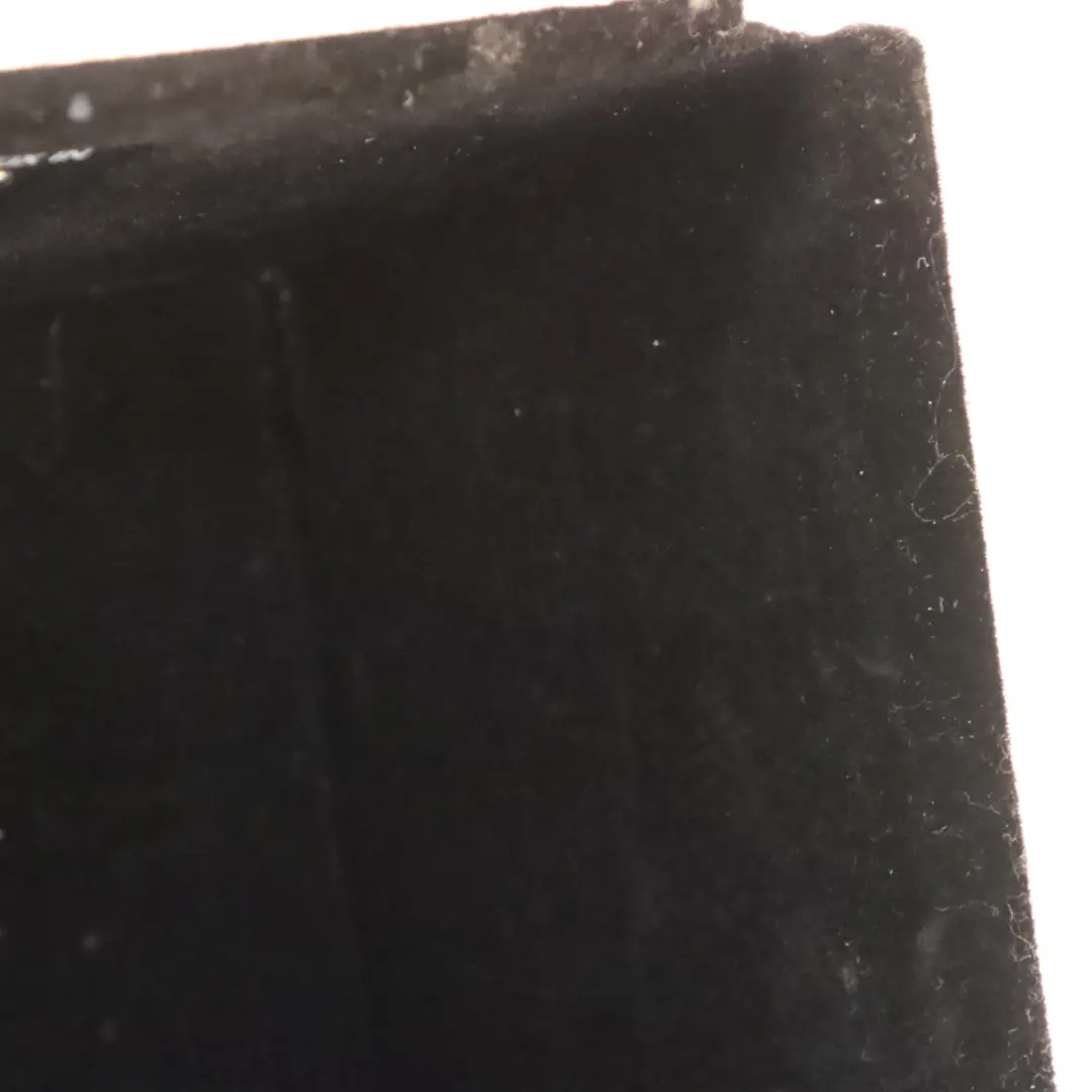 7L Mittel Konsole Tablett Ablagefach Schwarz für Volkswagen Touareg mit Teilenummer 7L6863284B Volkswagen Touareg 7L Mittel Konsole Tablett Ablagefach Schwarz - SKU 7L6863284B - Teilenummer 7L6863284B