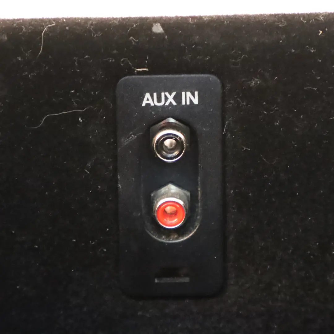 7L Schowek Półka do Volkswagen Touareg o numerze 7L6863284B Volkswagen Touareg 7L Schowek Półka - SKU 7L6863284B - Numer Części 7L6863284B