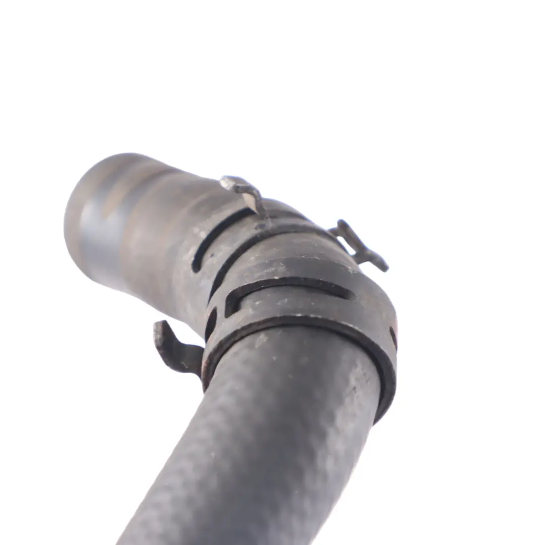 Tuyau de refroidissement de l'eau Ligne de tuyau pour Audi Q7 4L 4.2 TDI à propos du numéro de pièce 7L8121058C Audi Q7 4L 4.2 TDI Tuyau de refroidissement de l'eau Ligne de tuyau - SKU 7L8121058C - Numéro de pièce 7L8121058C