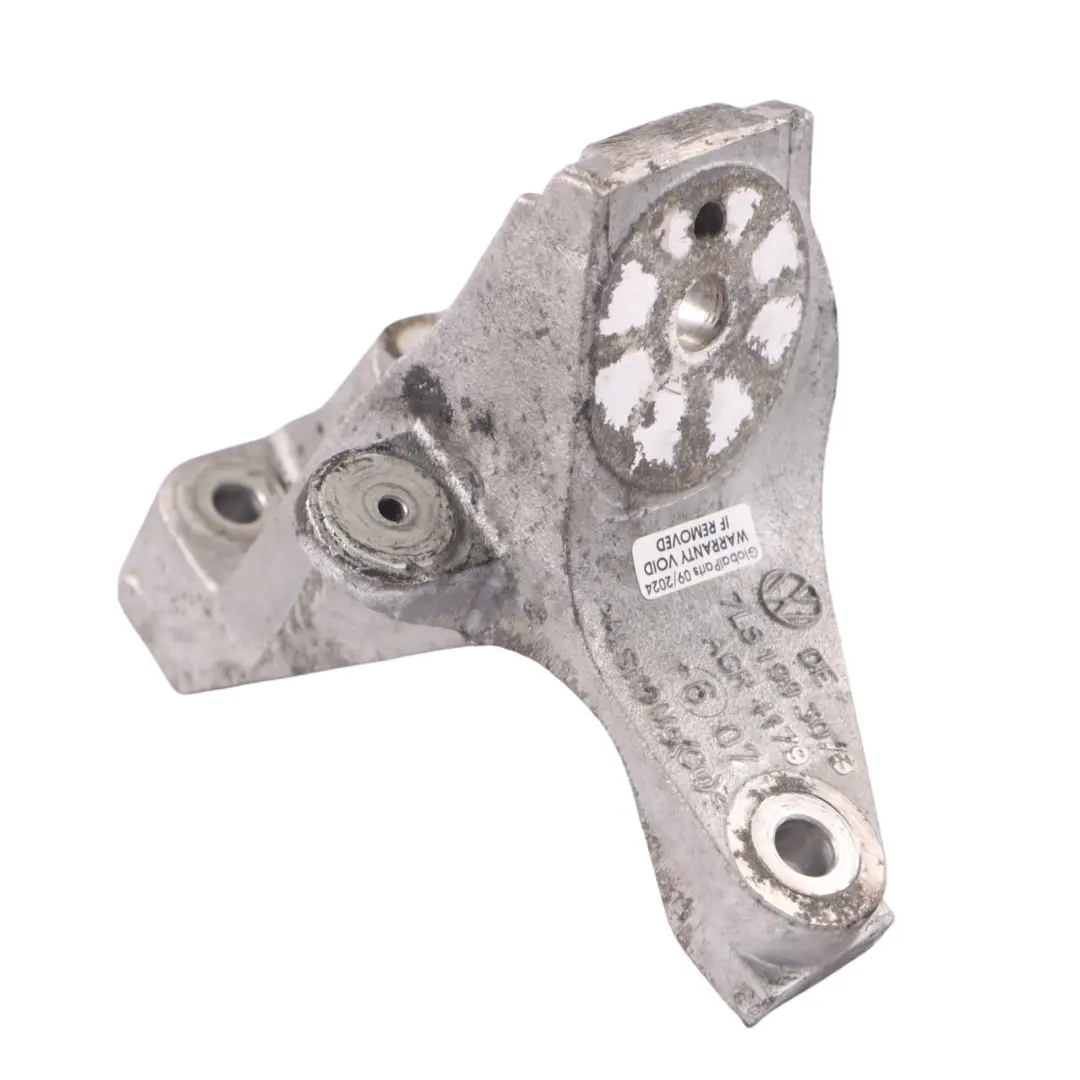 Audi Q7 4L 4.2 TDI Support de plaque de montage du moteur gauche - SKU 7L8199307B - Numéro de pièce 7L8199307B