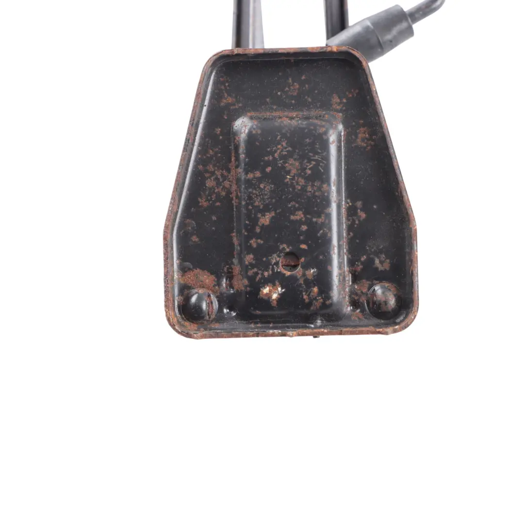 Lifting Jack Wheel Lift Tool to Volkswagen Sharan Ford Galaxy Car with Part number 7M0011031E Volkswagen Sharan Ford Galaxy Car Lifting Jack Wheel Lift Tool - SKU 7M0011031E - Part number 7M0011031E