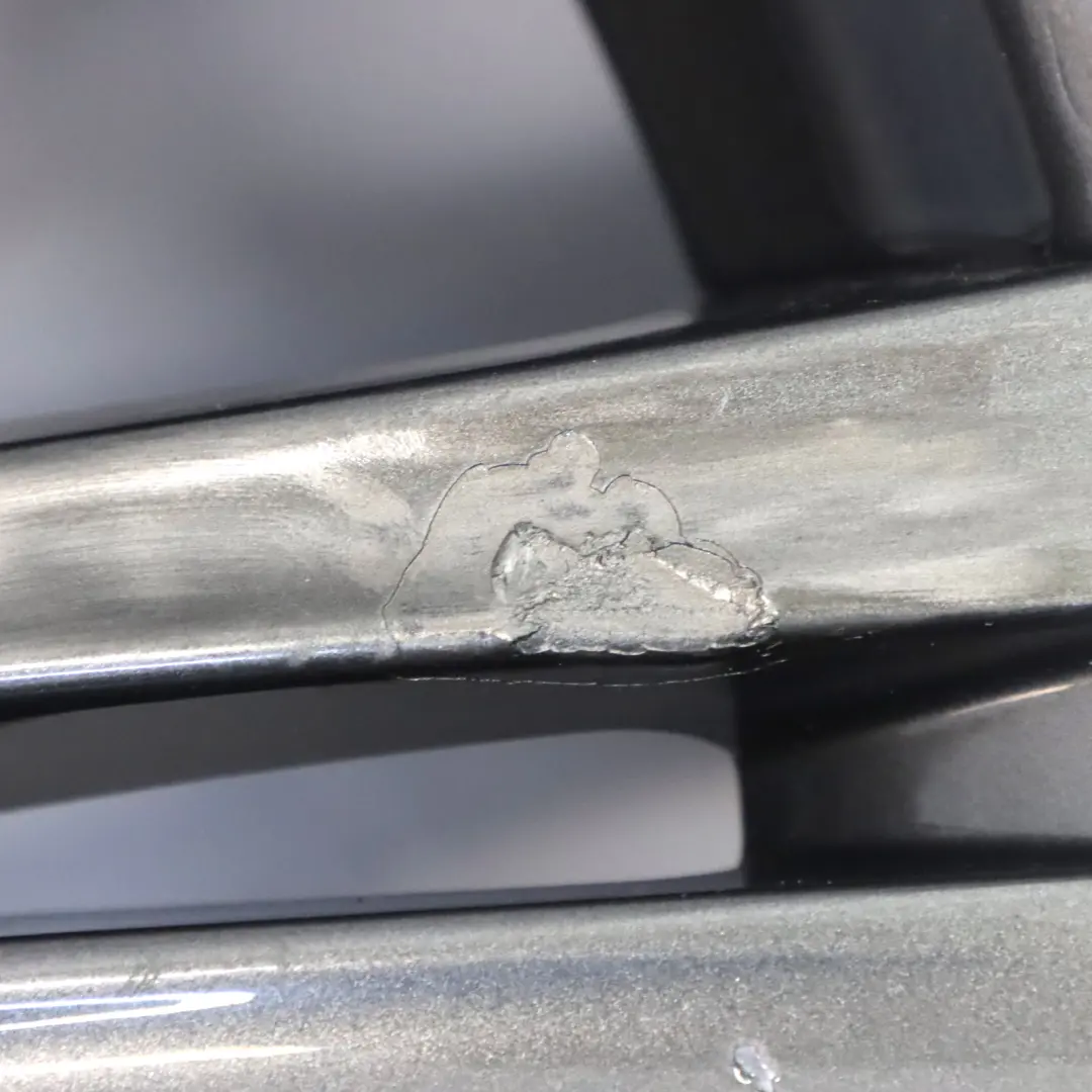 Felga Aluminiowa Tylna Szara 17" 8,5J ET:37 do BMW E90 E91 E92 o numerze 8036936 BMW E90 E91 E92 Felga Aluminiowa Tylna Szara 17" 8,5J ET:37 - SKU 8036936-9 - Numer Części 8036936