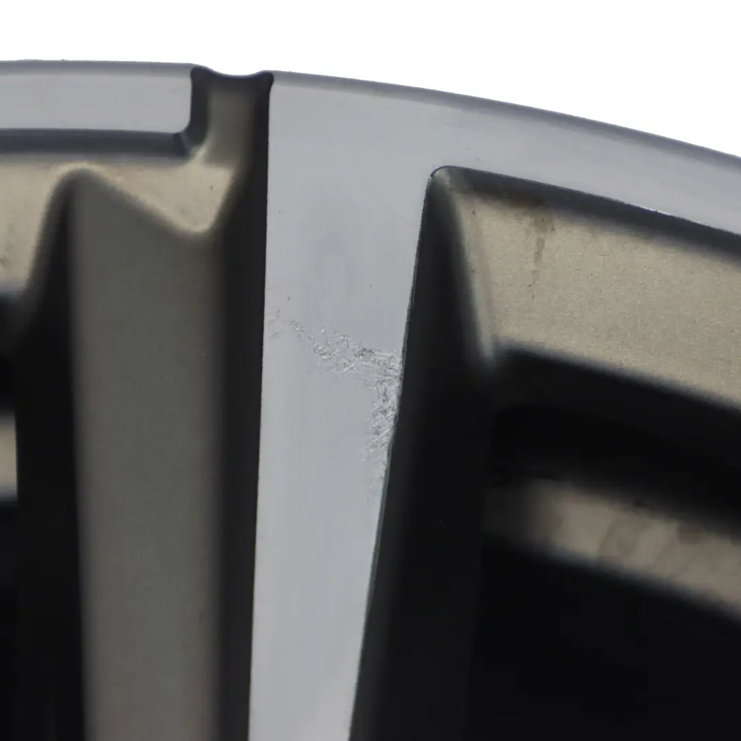 Llanta de aleación BMW F40 F44 Gris Cerio 19" Radios en V 557M ET:54 8J para con número de pieza 8053525 Llanta de aleación BMW F40 F44 Gris Cerio 19" Radios en V 557M ET:54 8J - SKU 8053525-1 - Número de pieza 8053525