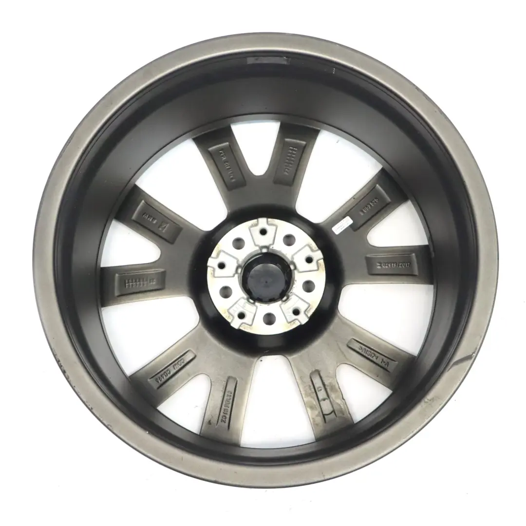 Cerchio in lega Grigio Cerio 19" a V razze 557M ET:54 8J per BMW F40 F44 con numero di parte 8053525 BMW F40 F44 Cerchio in lega Grigio Cerio 19" a V razze 557M ET:54 8J - SKU 8053525-2 - Numero di parte 8053525