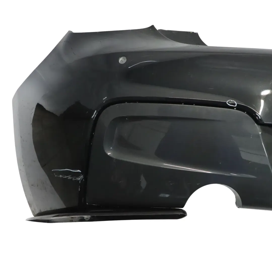Zderzak Tylny M-Pakiet Black Sapphire Czarny Metalik do BMW F20 F21 o numerze 8055067 BMW F20 F21 Zderzak Tylny M-Pakiet Black Sapphire Czarny Metalik - SKU 8055067-BS - Numer Części 8055067