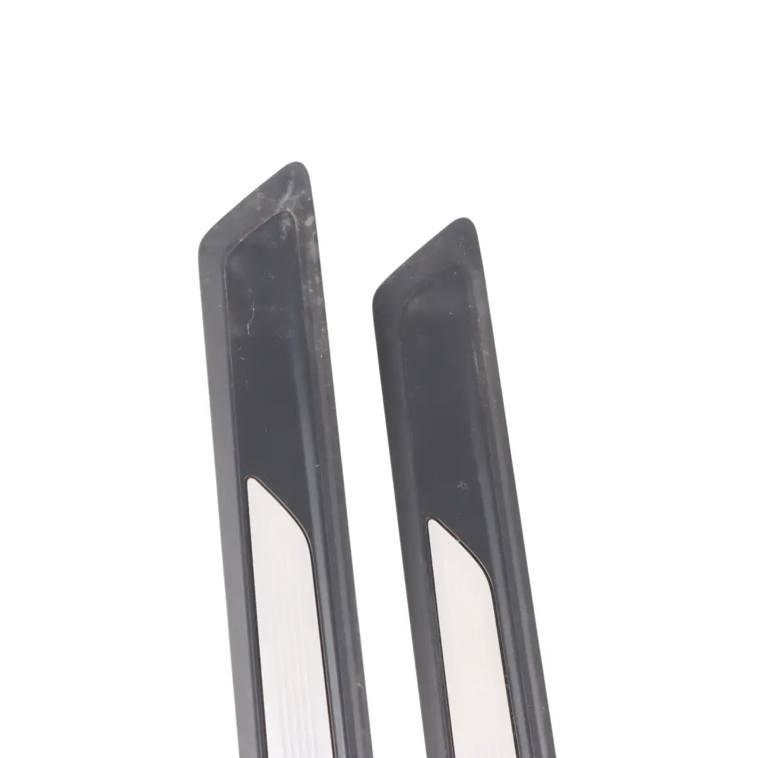Davanzale Porta Piatto Ingresso Copertura Trim Set per BMW F21 M 135I con numero di parte 8055527 BMW F21 M 135I Davanzale Porta Piatto Ingresso Copertura Trim Set - SKU 8055527-1 - Numero di parte 8055527