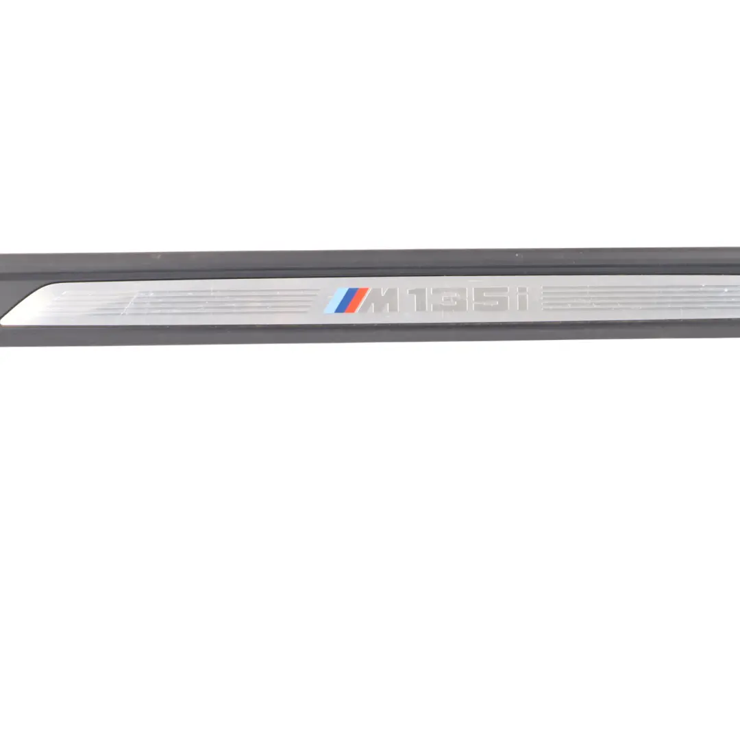 Davanzale Porta Piatto Ingresso Copertura Trim Set per BMW F21 M 135I con numero di parte 8055527 BMW F21 M 135I Davanzale Porta Piatto Ingresso Copertura Trim Set - SKU 8055527-1 - Numero di parte 8055527