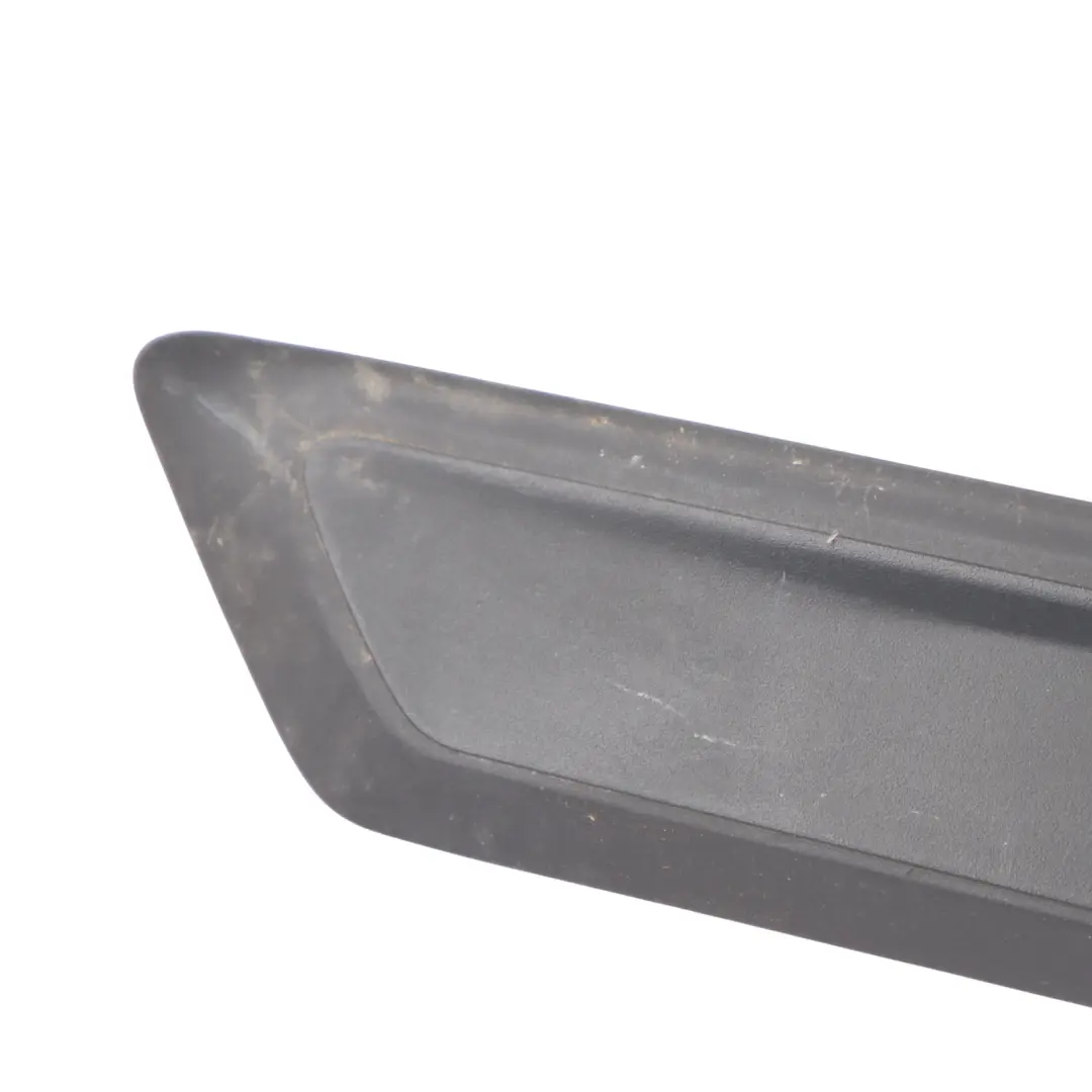 Davanzale Porta Piatto Ingresso Copertura Trim Set per BMW F21 M 135I con numero di parte 8055527 BMW F21 M 135I Davanzale Porta Piatto Ingresso Copertura Trim Set - SKU 8055527-1 - Numero di parte 8055527