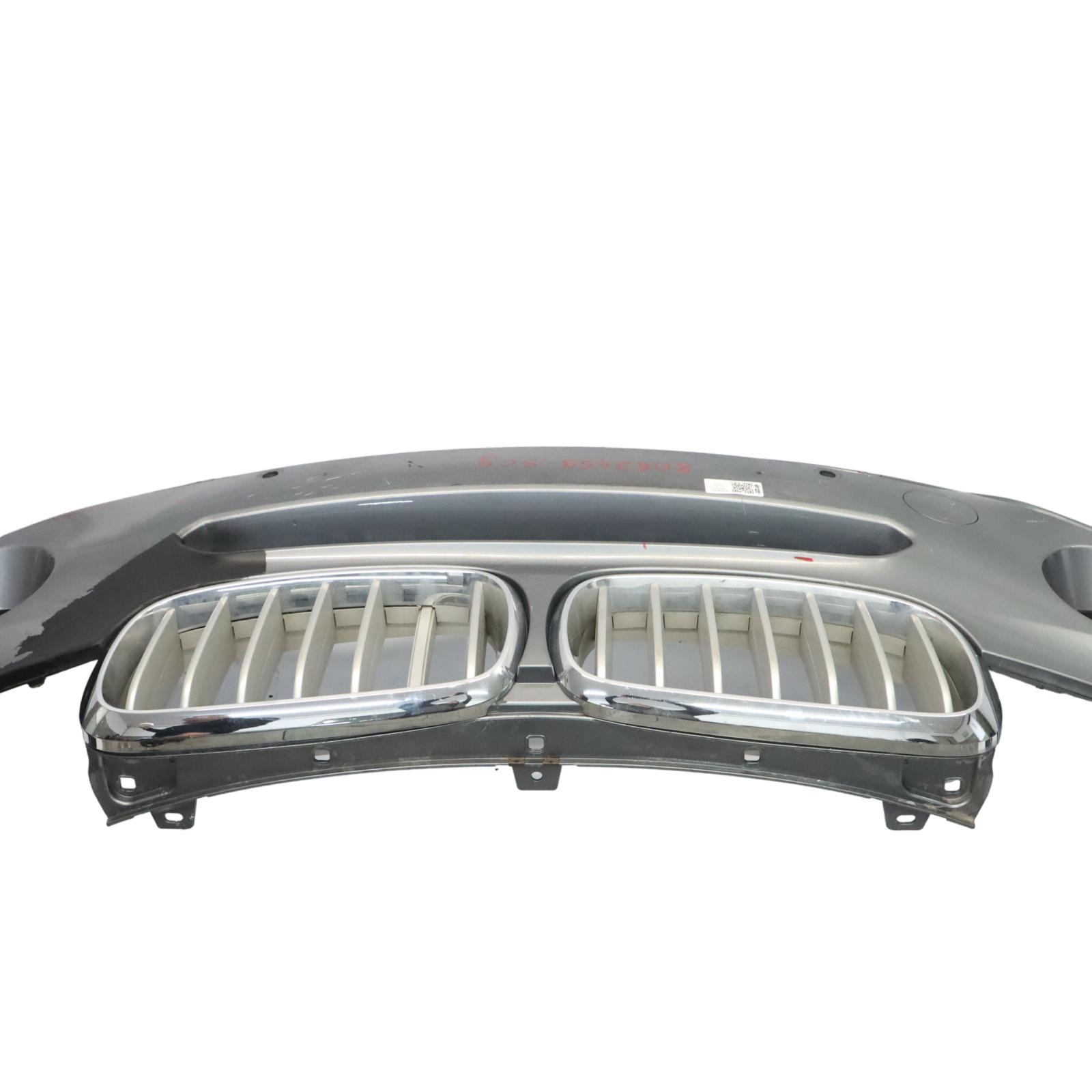 thumbnail image 2 of Pair Front Bumper Lower Grille Trim Covers For BMW X5 2014-2017 – Silver – Direct Replacement 2 of 4