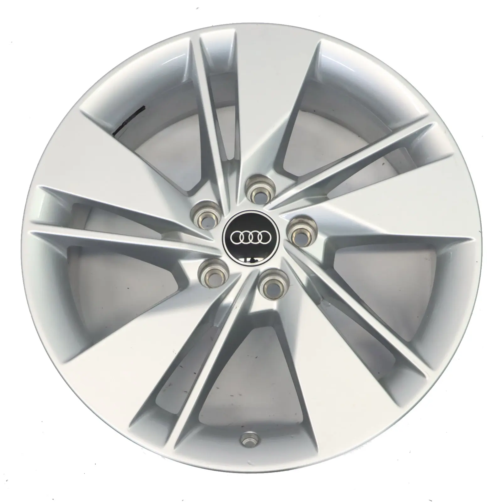 Audi Q2 GA Cerchio in lega argento 18" ET:45 7J 81A601025AL