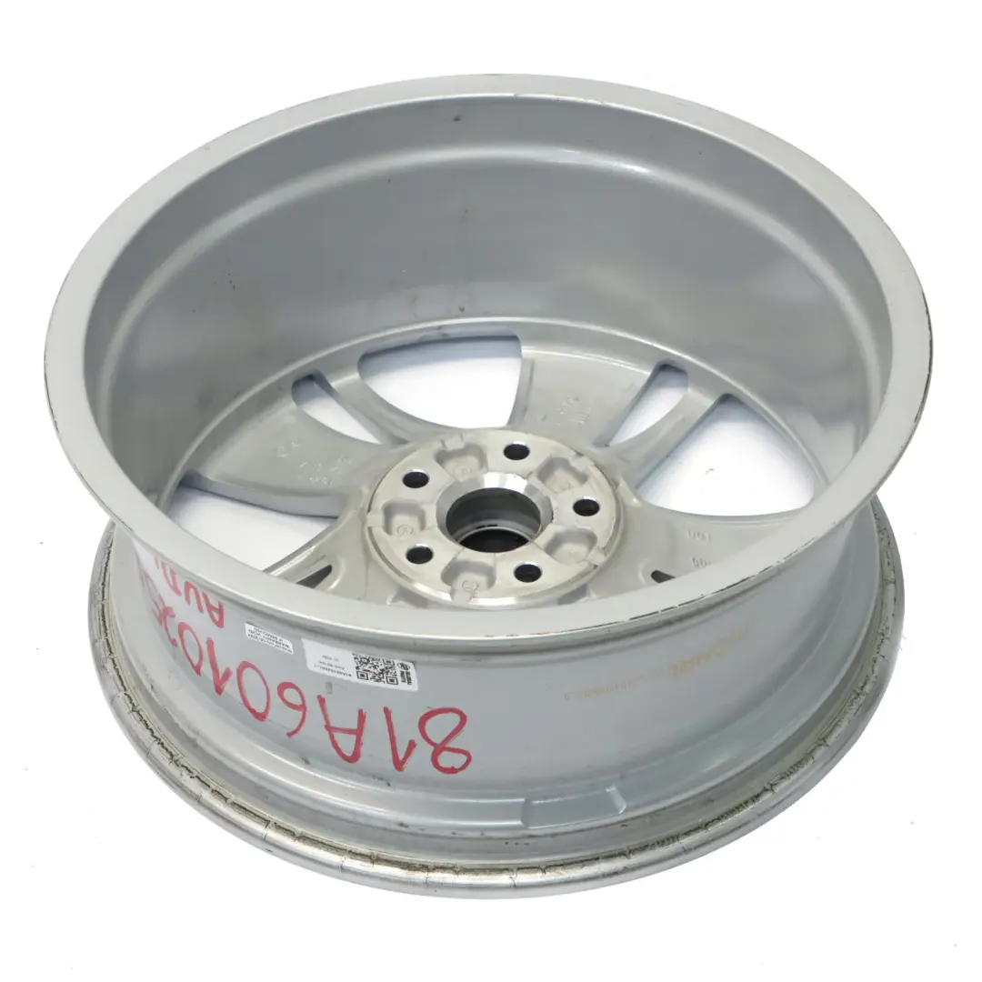 Cerchio in lega argento 18" ET:45 7J per Audi Q2 GA con numero di parte 81A601025AL Audi Q2 GA Cerchio in lega argento 18" ET:45 7J - SKU 81A601025AL-1 - Numero di parte 81A601025AL