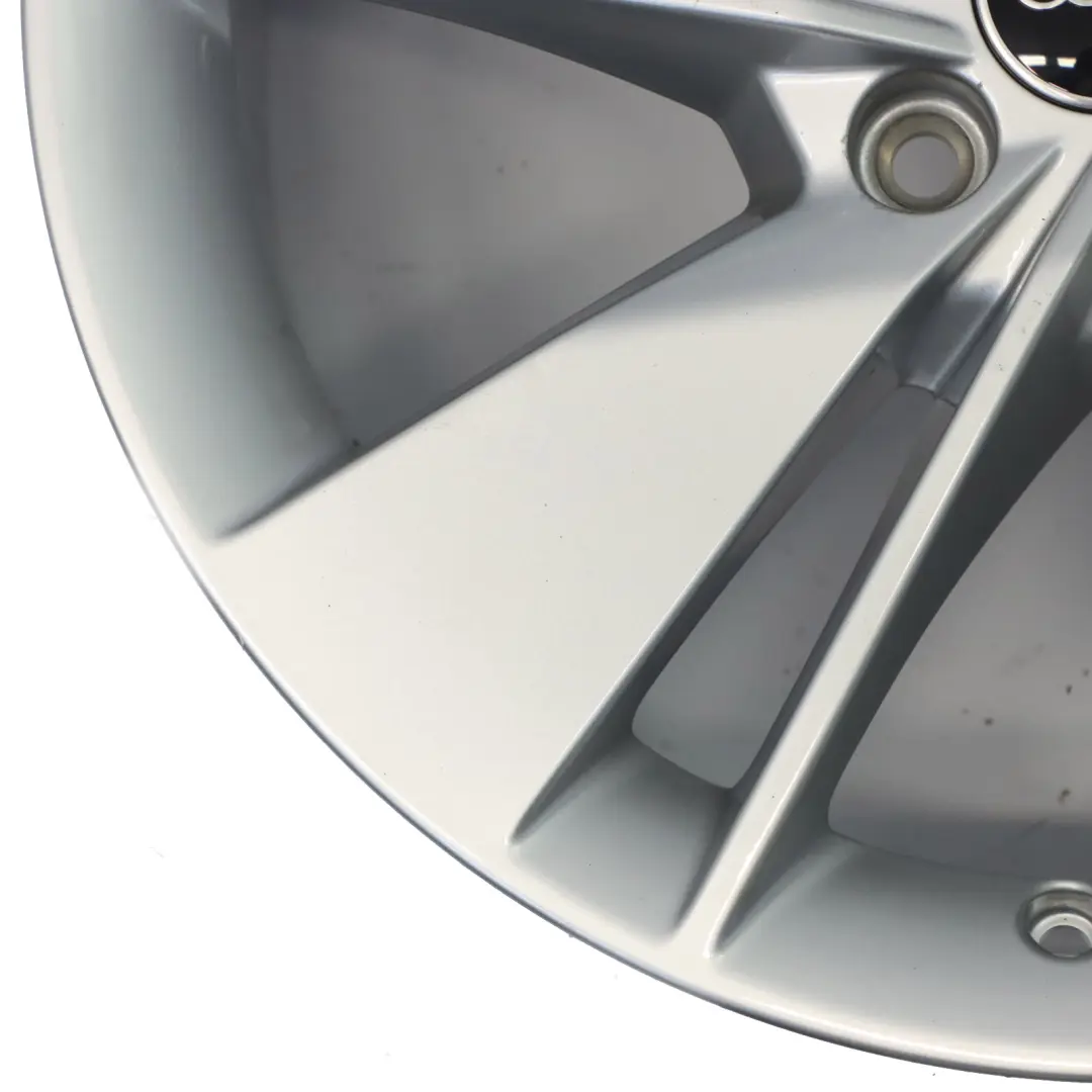 Jante en alliage argenté 18" ET:45 7J pour Audi Q2 GA à propos du numéro de pièce 81A601025AL Audi Q2 GA Jante en alliage argenté 18" ET:45 7J - SKU 81A601025AL-2 - Numéro de pièce 81A601025AL