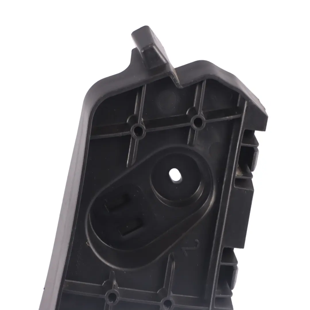 Parachoques Trasero Soporte Guía Rail Derecho para Audi Q2 GA con número de pieza 81A807254A Audi Q2 GA Parachoques Trasero Soporte Guía Rail Derecho - SKU 81A807254A - Número de pieza 81A807254A