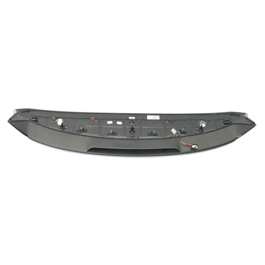 Audi Q2 GA Spoiler bagagliaio portellone posteriore Grigio Effetto Perla Z7W - SKU 81A827933C-AGR - Numero di parte 81A827933C-AGR