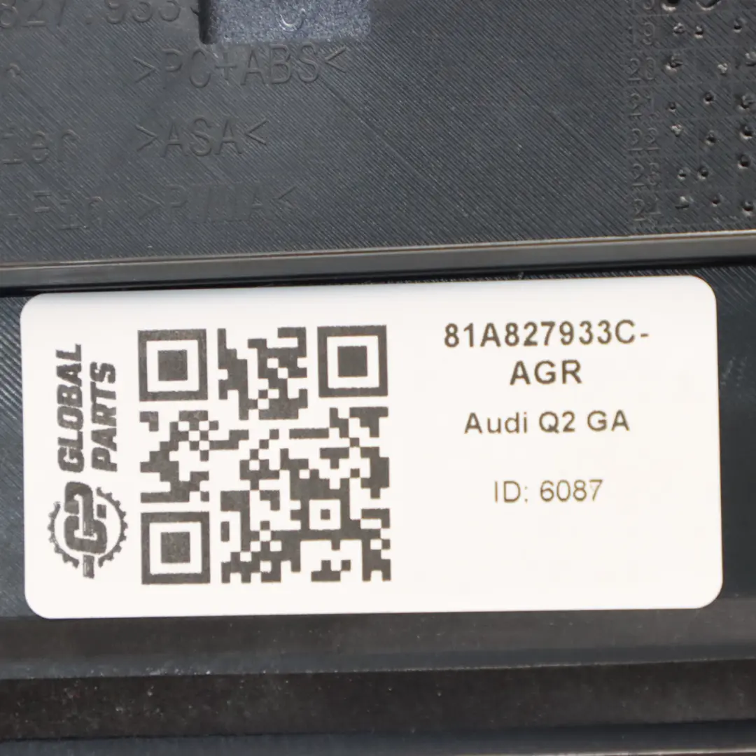 Audi Q2 GA Becquet coffre hayon arrière Gris flèche effet nacré Z7W - SKU 81A827933C-AGR - Numéro de pièce 81A827933C-AGR