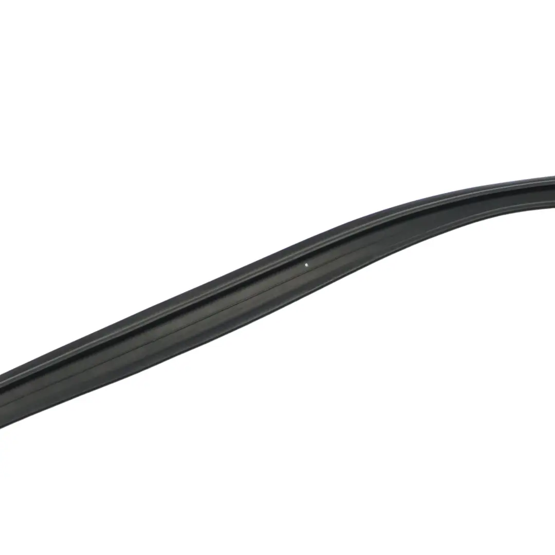 Porta anteriore finestra guida guarnizione gomma destra Audi Q2 GA - SKU 81A837440B - Numero di parte 81A837440B