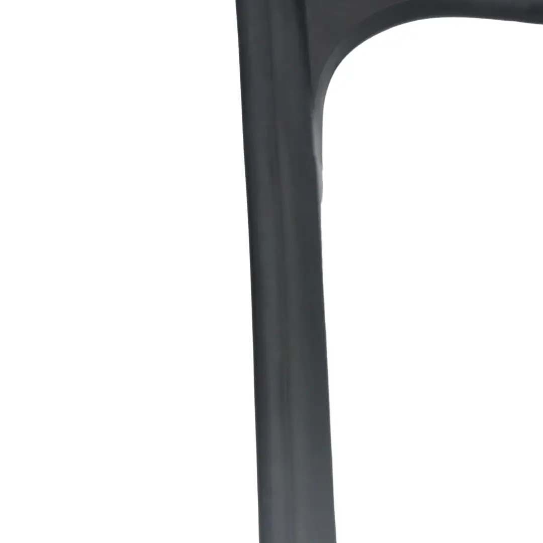 Porta anteriore finestra guida guarnizione gomma destra Audi Q2 GA - SKU 81A837440B - Numero di parte 81A837440B