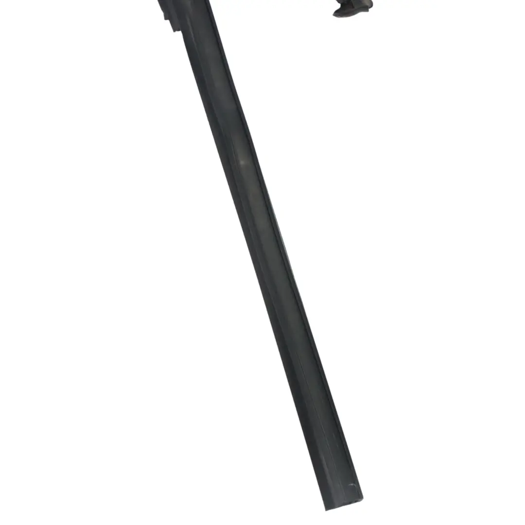 Fenêtre de Porte Avant Cadre Rail de guidage Joint Droite pour Audi Q2 GA à propos du numéro de pièce 81A837440B Audi Q2 GA Fenêtre de Porte Avant Cadre Rail de guidage Joint Droite - SKU 81A837440B - Numéro de pièce 81A837440B