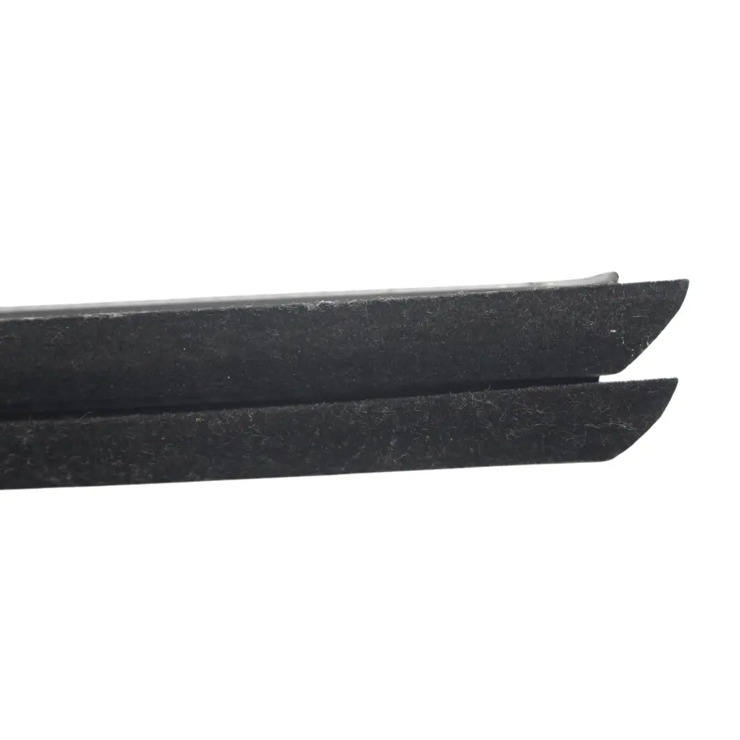 Guarnizione interna finestrino anteriore sinistro Audi Q2 GA - SKU 81A837479 - Numero di parte 81A837479
