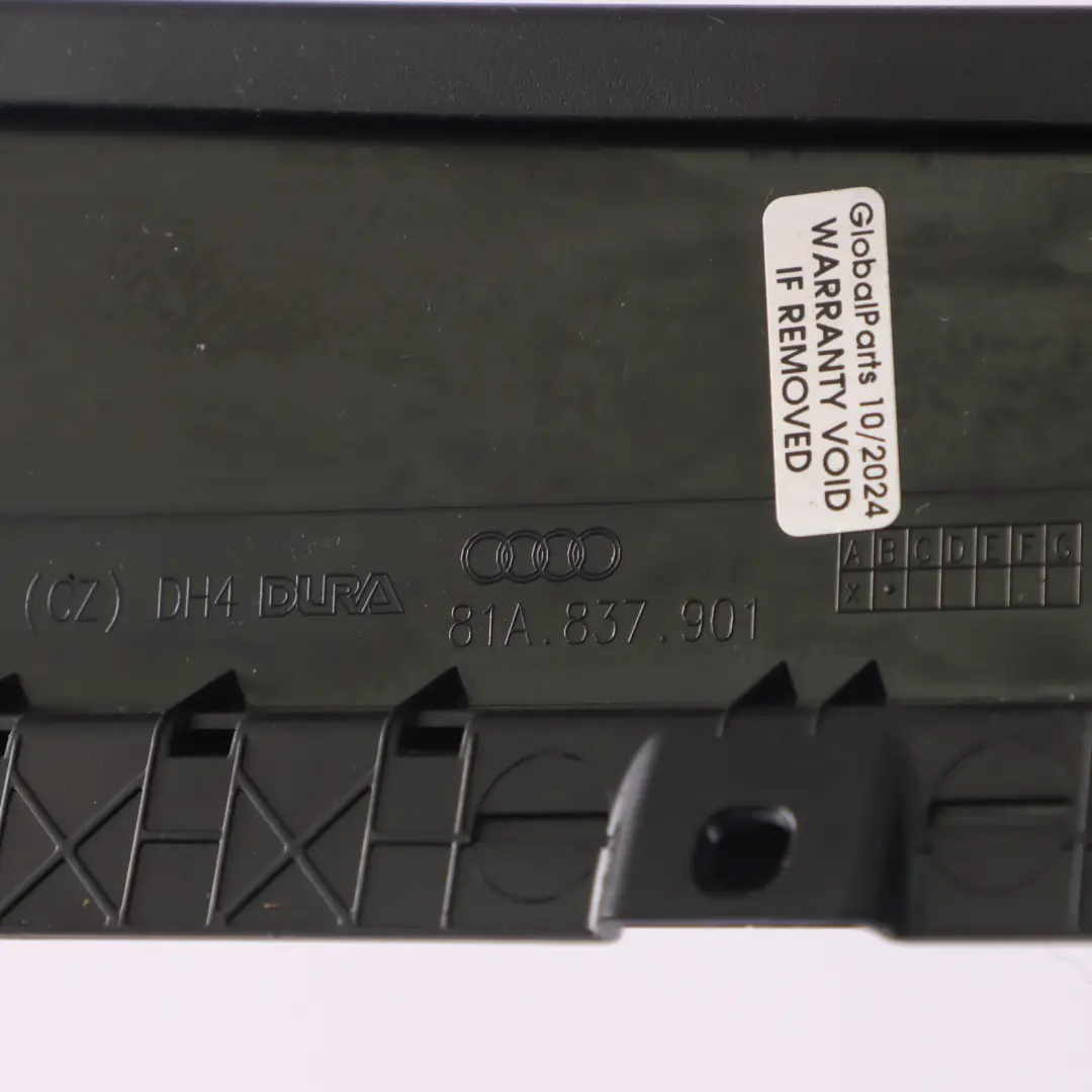 Puerta Lateral Delantera Pilar B Embellecedor Izquierdo para Audi Q2 GA con número de pieza 81A837901B Audi Q2 GA Puerta Lateral Delantera Pilar B Embellecedor Izquierdo - SKU 81A837901B - Número de pieza 81A837901B