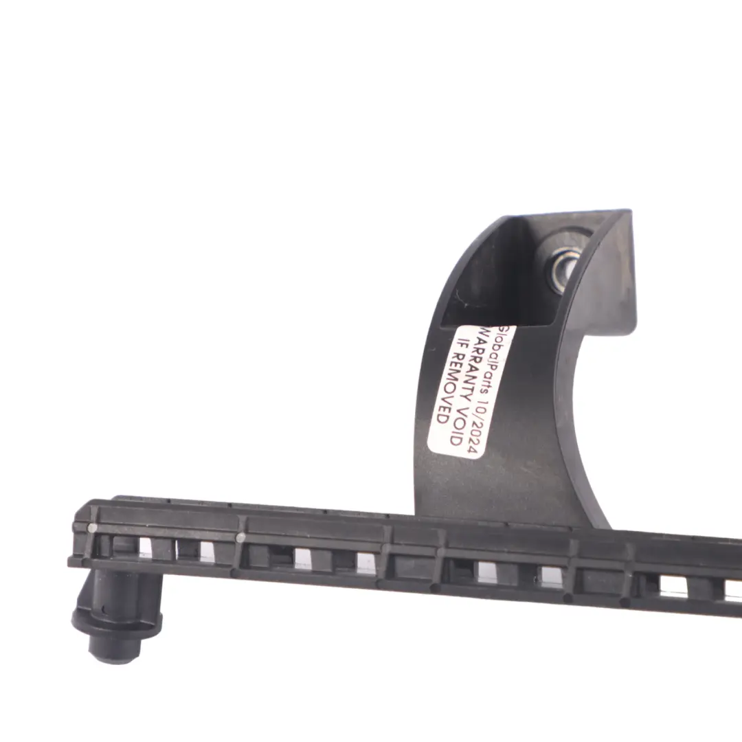 Finestrino Guida Porta Posteriore Sinistra Guarnizione per Audi Q2 GA con numero di parte 81A839067 Audi Q2 GA Finestrino Guida Porta Posteriore Sinistra Guarnizione - SKU 81A839067 - Numero di parte 81A839067