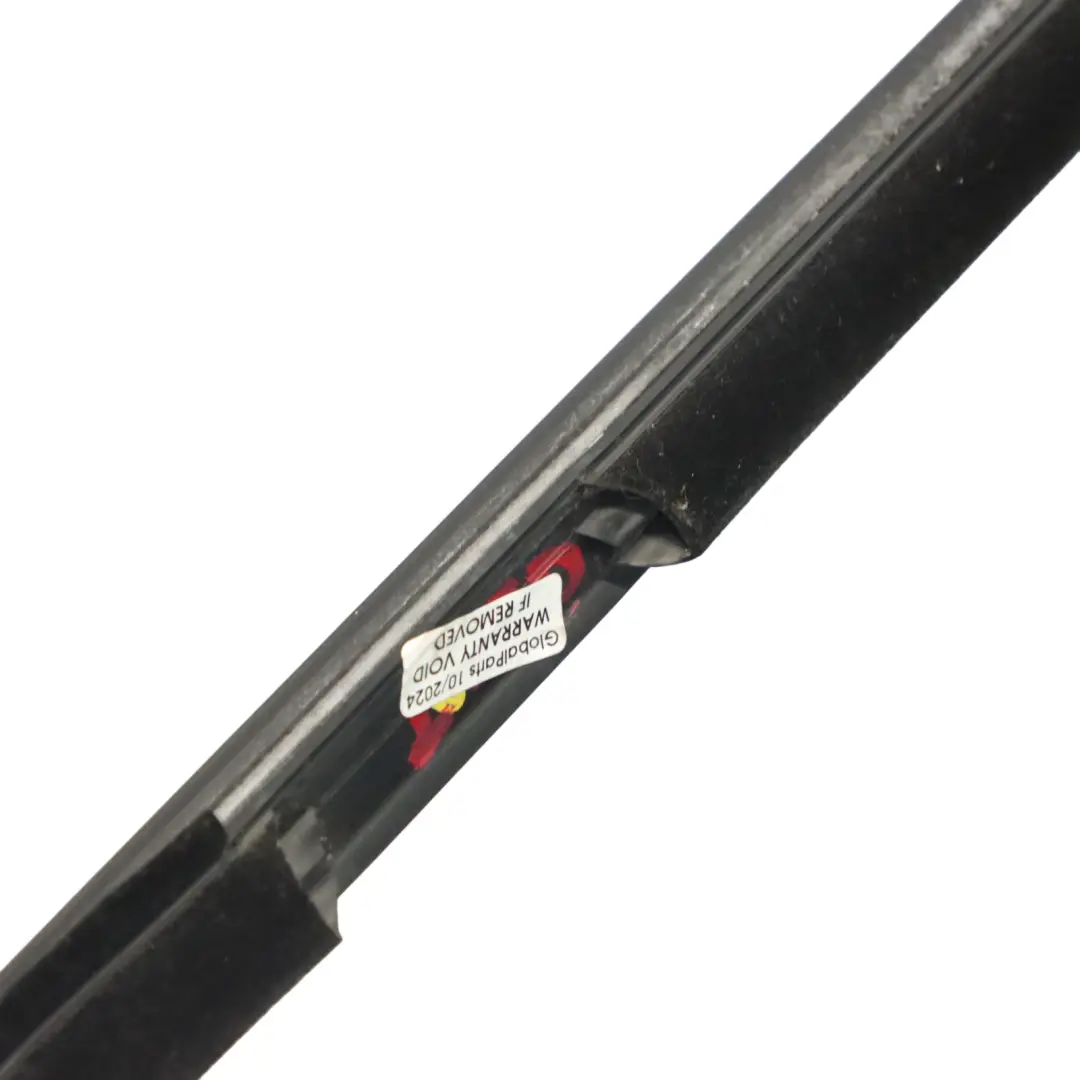 Guarnizione porta posteriore gomma esterno sinistro per Audi Q2 GA con numero di parte 81A839477 Audi Q2 GA Guarnizione porta posteriore gomma esterno sinistro - SKU 81A839477 - Numero di parte 81A839477