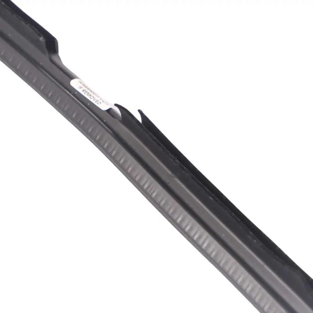 Audi Q2 GA Guide de fenêtre Porte arrière gauche Joint d'étanchéité - SKU 81A839479 - Numéro de pièce 81A839479