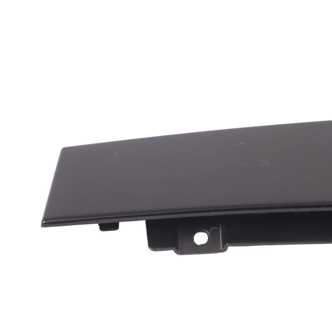 B-Pillar Exterior Columna Panel Tapa Izquierda para Audi Q2 GA con número de pieza 81A839902 Audi Q2 GA B-Pillar Exterior Columna Panel Tapa Izquierda - SKU 81A839902 - Número de pieza 81A839902